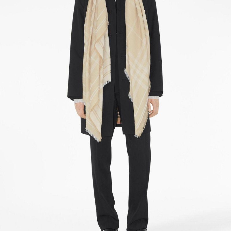 💎Han's house精品服飾💎Burberry 圍巾 格紋 羊毛 混紡 雙面 義大利製 中性-1