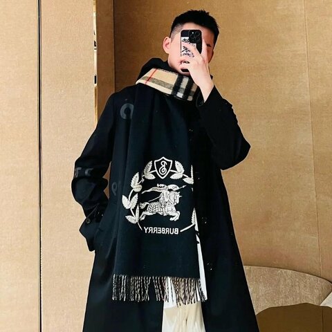 💎Han's house精品服飾💎Burberry 圍巾 羊毛 義大利製 中性 188X30cm