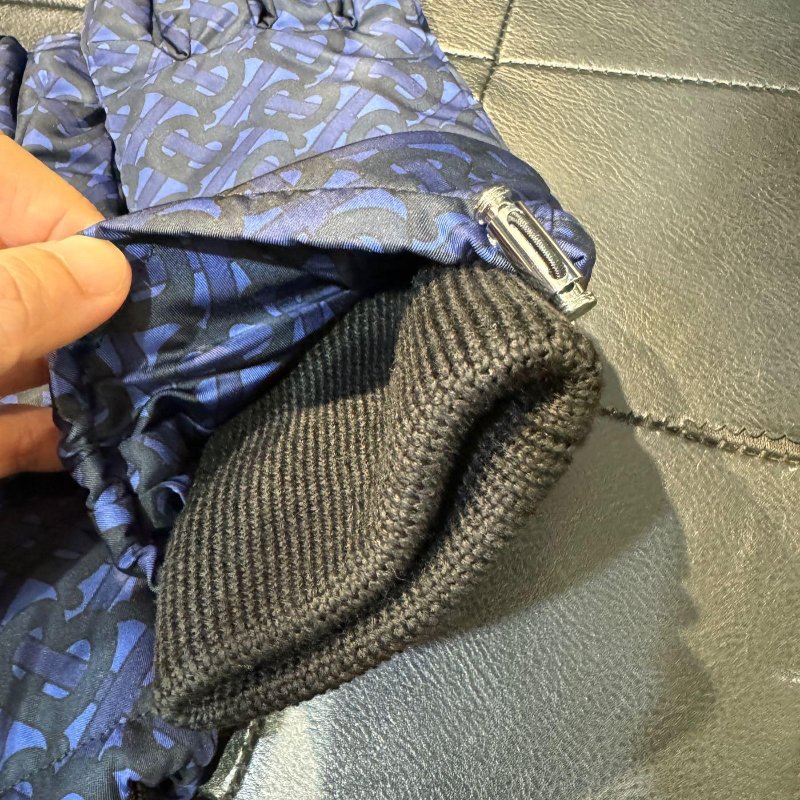 💎Han's house精品服飾💎Burberry 經典款 格紋 小羊皮 羊毛 手套-6