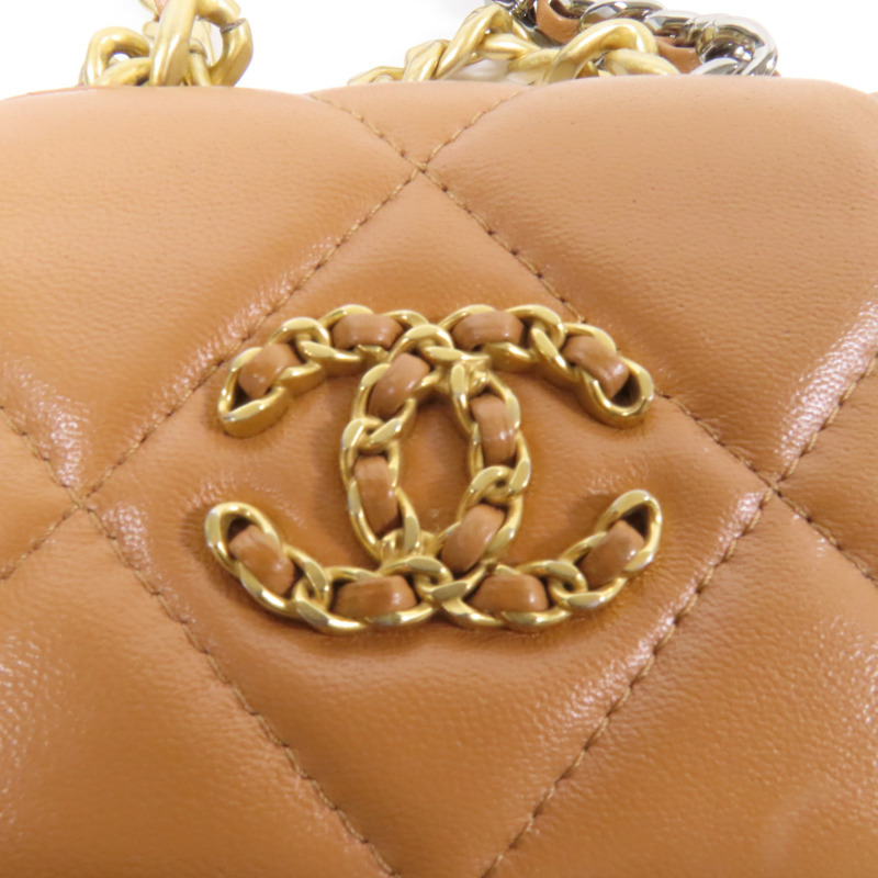 CHANEL 皮革19 Phone Holder手挽肩背兩用袋-6