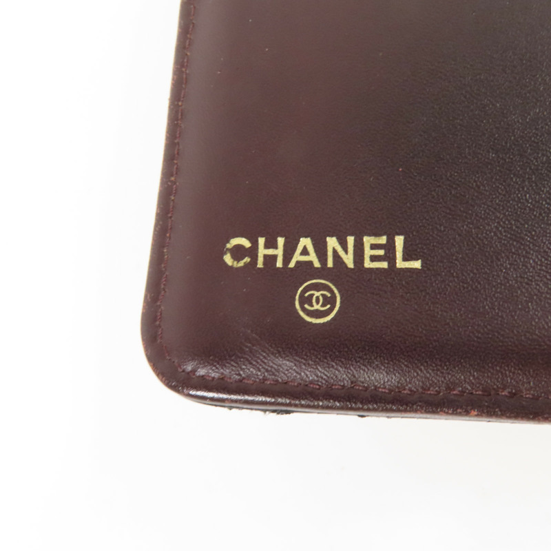 CHANEL 牛皮皮革Fold Wallet金扣錢包-8