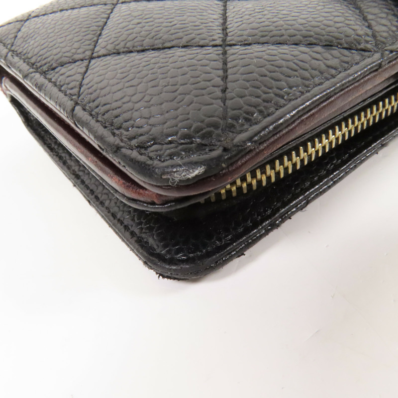 CHANEL 牛皮皮革Fold Wallet金扣錢包-10