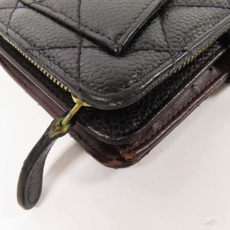 CHANEL 牛皮皮革Fold Wallet金扣錢包-13