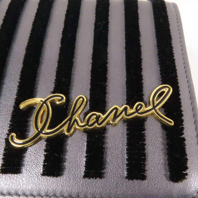 CHANEL 牛皮皮革/天鵝絨WOC Wallet On Chain金扣鏈帶肩背袋-6