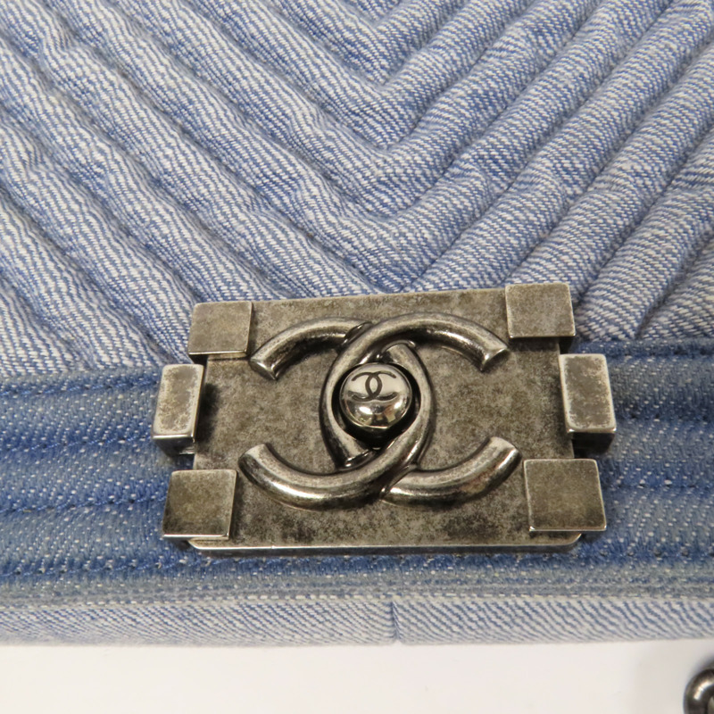 CHANEL Denim Boy 28鏈帶肩背袋-6