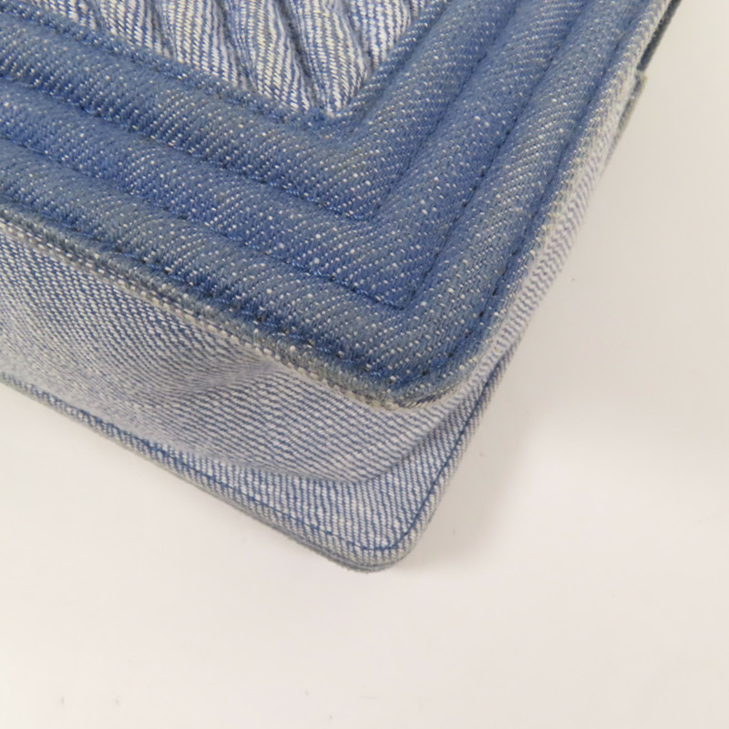 CHANEL Denim Boy 28鏈帶肩背袋-11