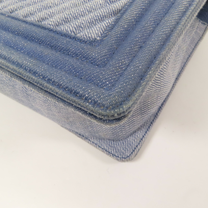CHANEL Denim Boy 28鏈帶肩背袋-13