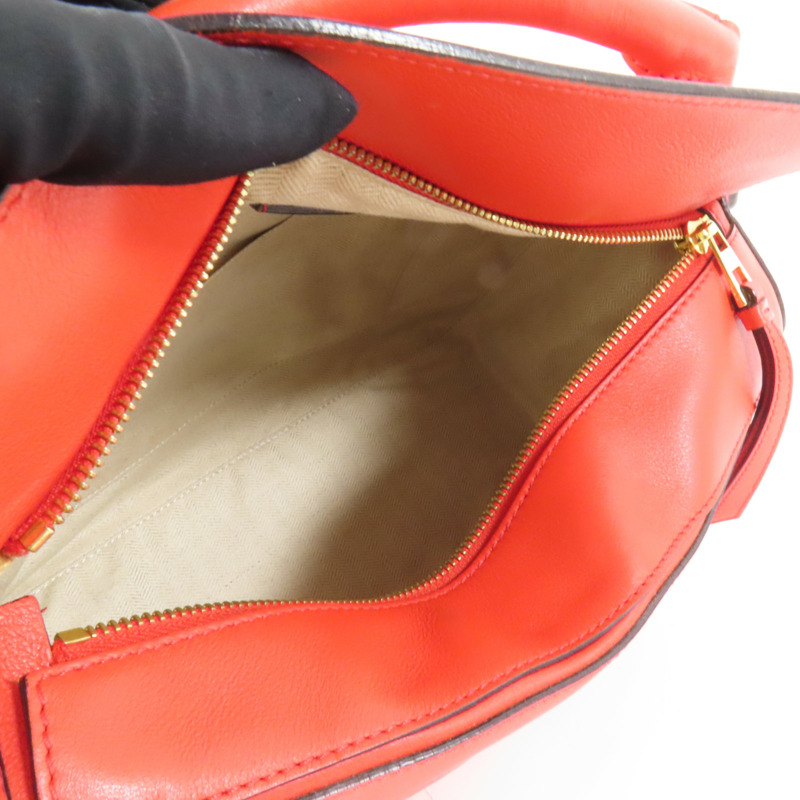 LOEWE 牛皮皮革Puzzle Medium金扣手挽肩背兩用袋-5