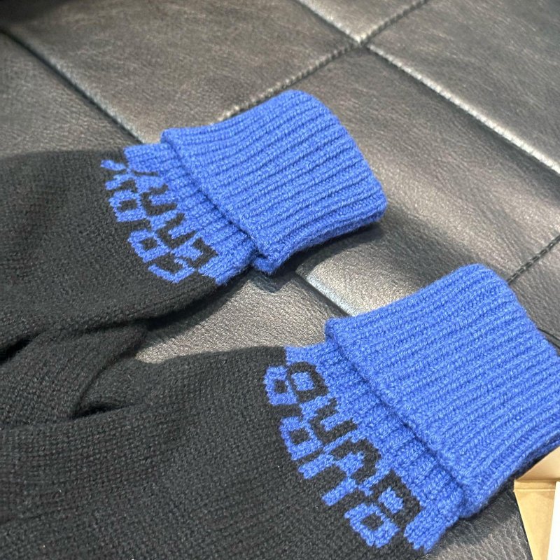 💎Han's house精品服飾💎Burberry 手套 現貨 原價8400-3