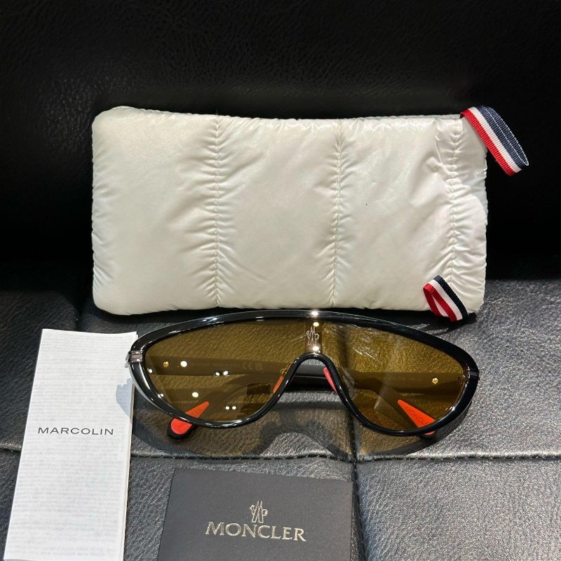 💎Han's house精品服飾💎MONCLER 墨鏡 太陽眼鏡 義大利製 現貨 原價11300-0