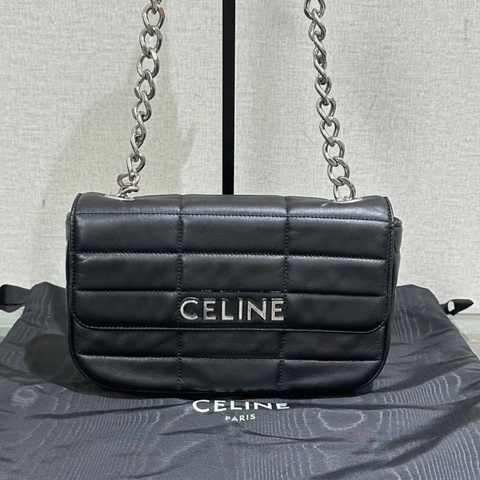 CELINE 黑色銀標按扣開合鏈條包23*15*5 99新配件塵袋