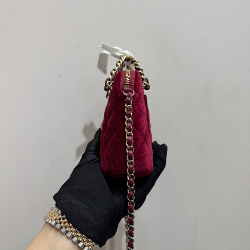 【 閒置❤️ 】Chanel 24B爆款酒紅色絲絨金扣貝殼包手提包 斜挎包-5