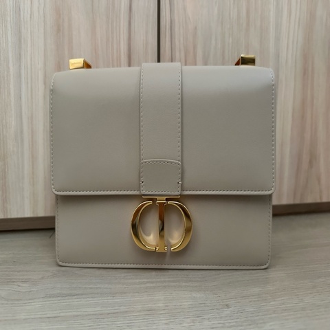 Dior Small 30 Montaigne Bag 小號 奶茶色 蒙田包