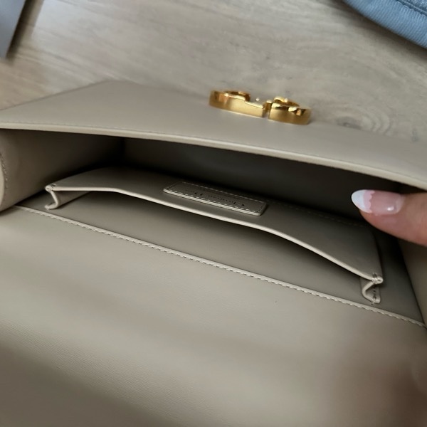 Dior Small 30 Montaigne Bag 小號 奶茶色 蒙田包-9