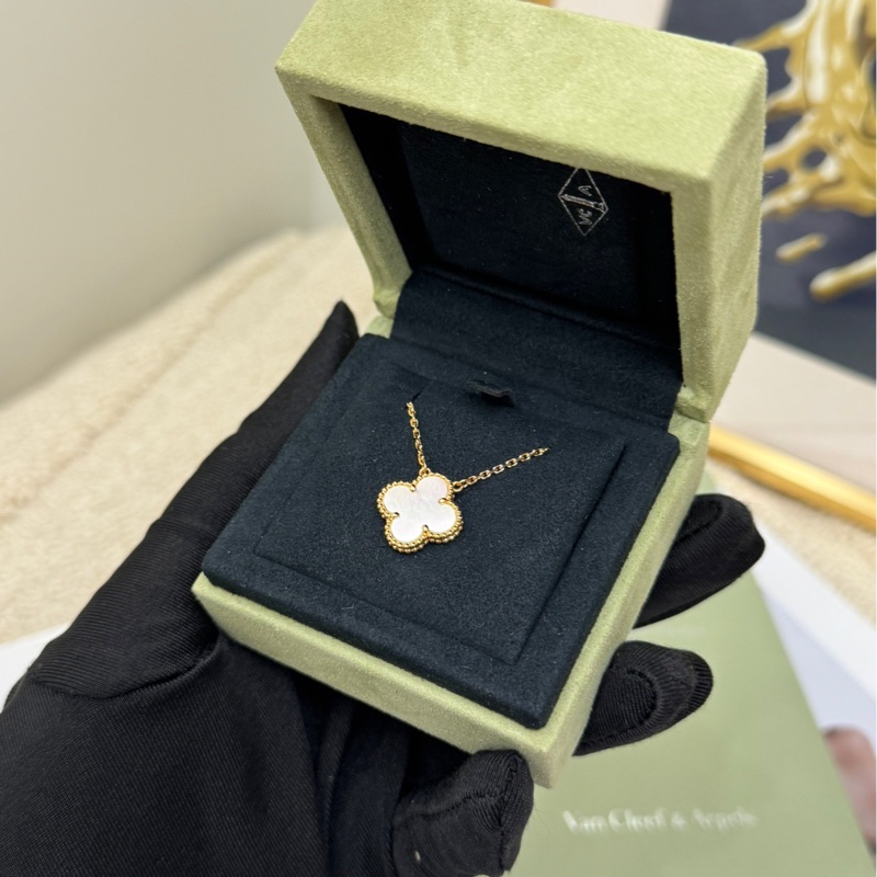 【全套有卡🩷】VCA 中號白花四葉草項鍊18K金-2