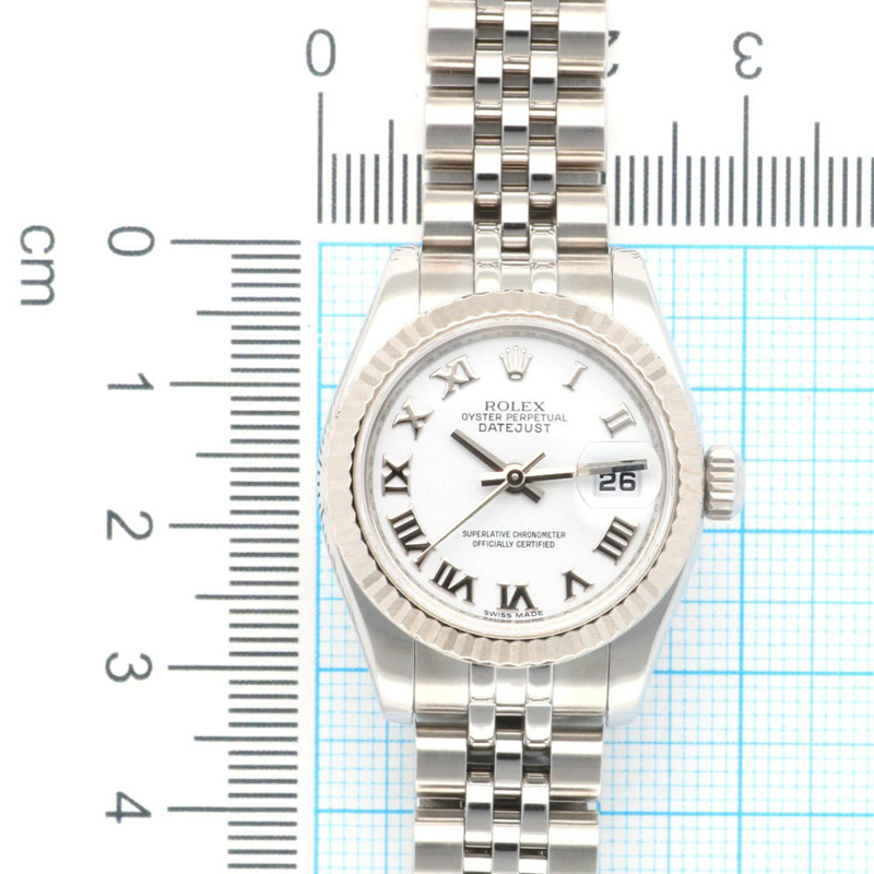 勞力士蠔式恆動日誌型腕錶，不鏽鋼材質，型號179174，自動上鍊，翻新錶，隨機序號（2010年後生產），女士款，羅馬數位時標-10