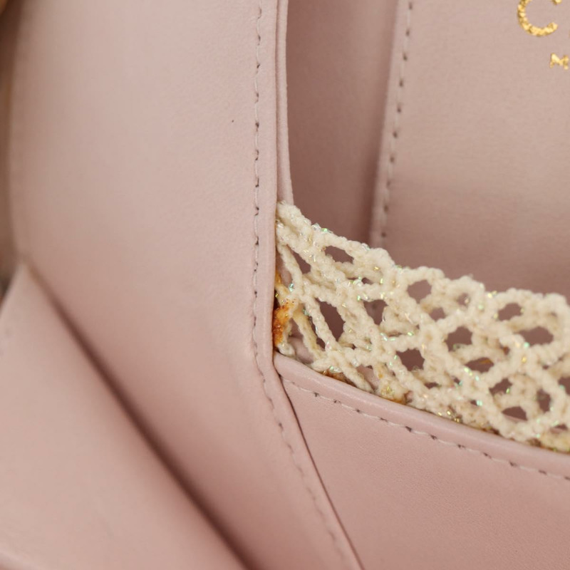 【日本直送】香奈兒山茶花鏈肩背包，緞麵粉紅金色雙C標誌，貨號150477V-24