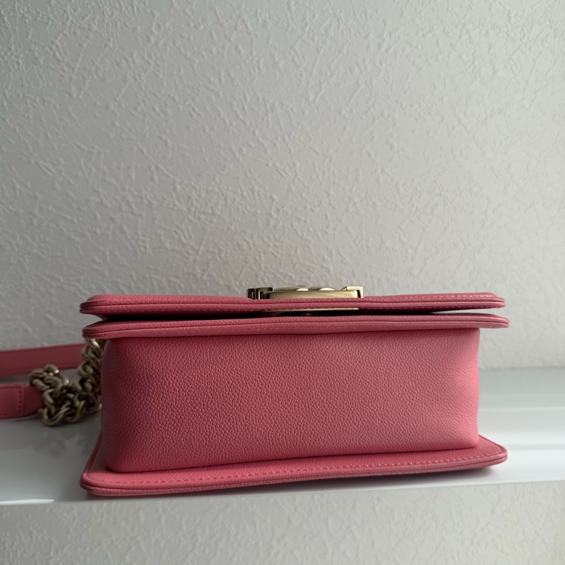 Chanel荔枝粉色金Boy20公分-7