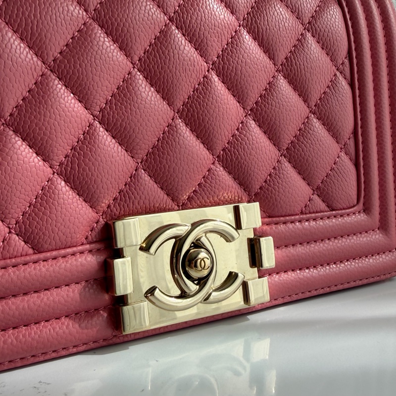 Chanel荔枝粉色金Boy20公分-15