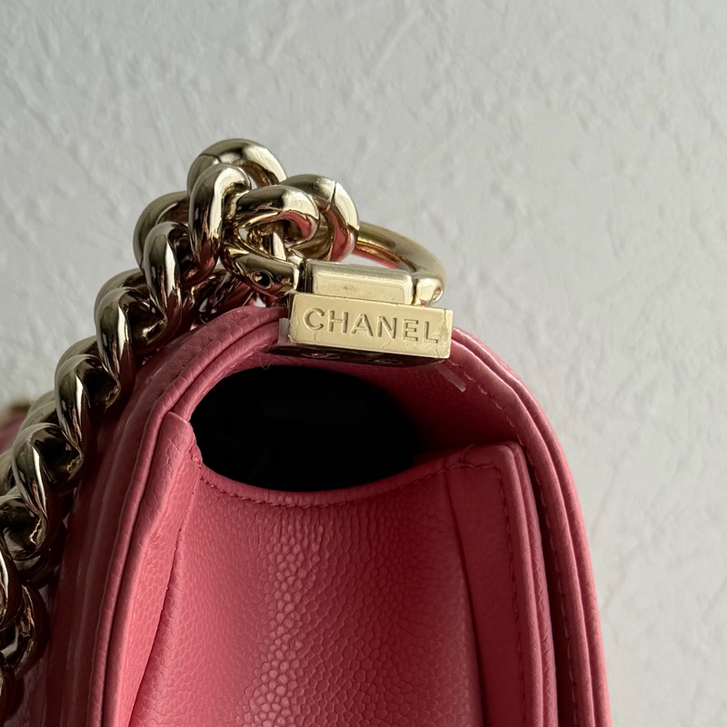Chanel荔枝粉色金Boy20公分-16