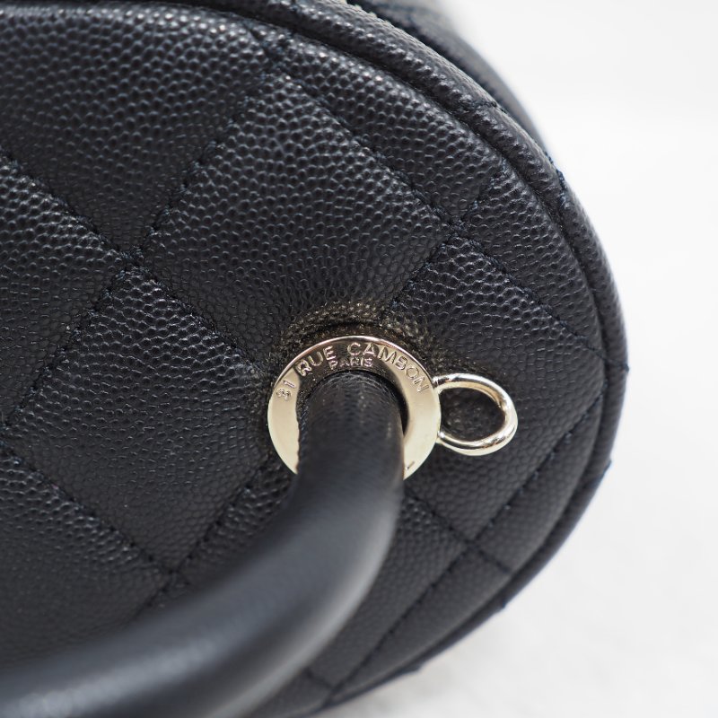 CHANEL 黑色金扣vanity case 晶片款-13