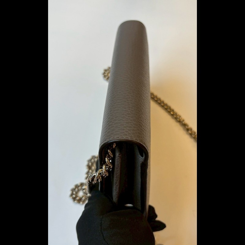 Gucci 淡金鍊灰皮鍊帶小包 WOC-18