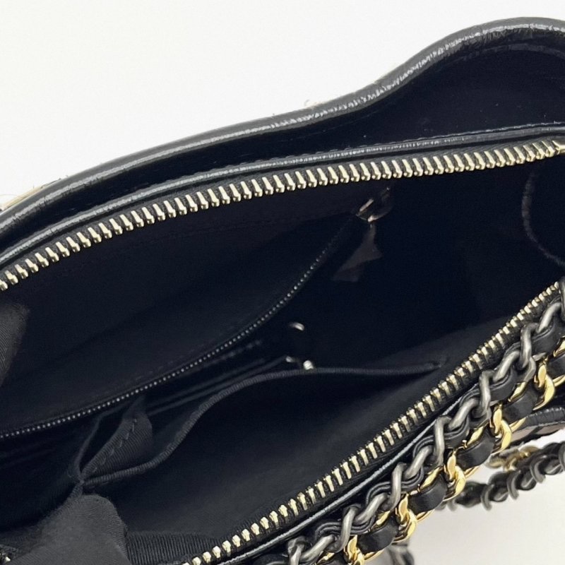 CHANEL 拼色流浪小號肩背斜背包20*15*8 98新配件塵袋保卡-1