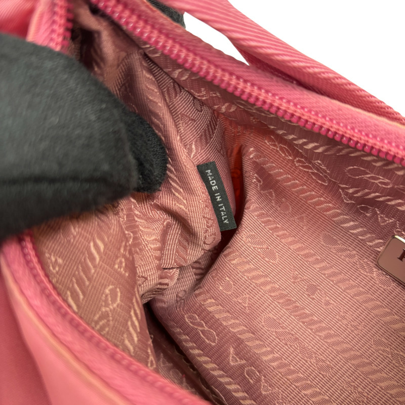 Re-Nylon Prada Re-Edition 2000 【PRADA 普拉達】-5