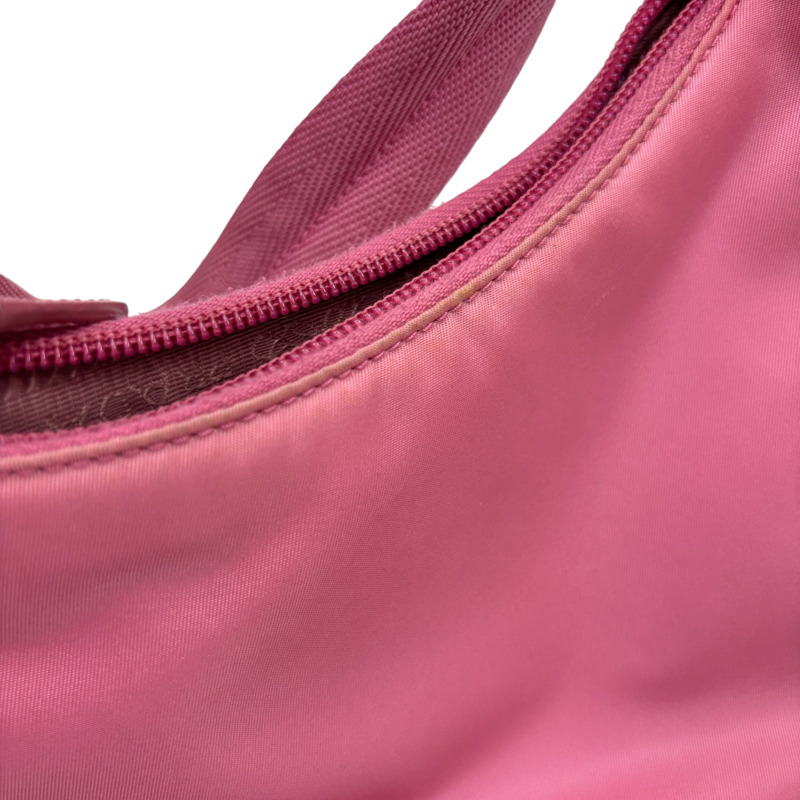 Re-Nylon Prada Re-Edition 2000 【PRADA 普拉達】-10