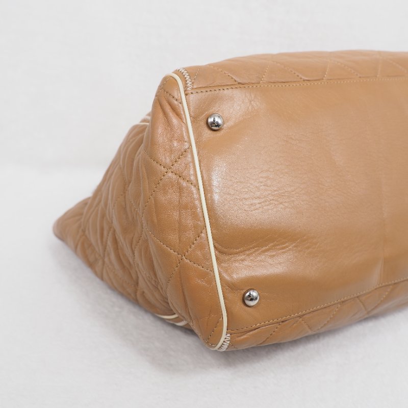 CHANEL 2.55 奶茶 Totebag-6