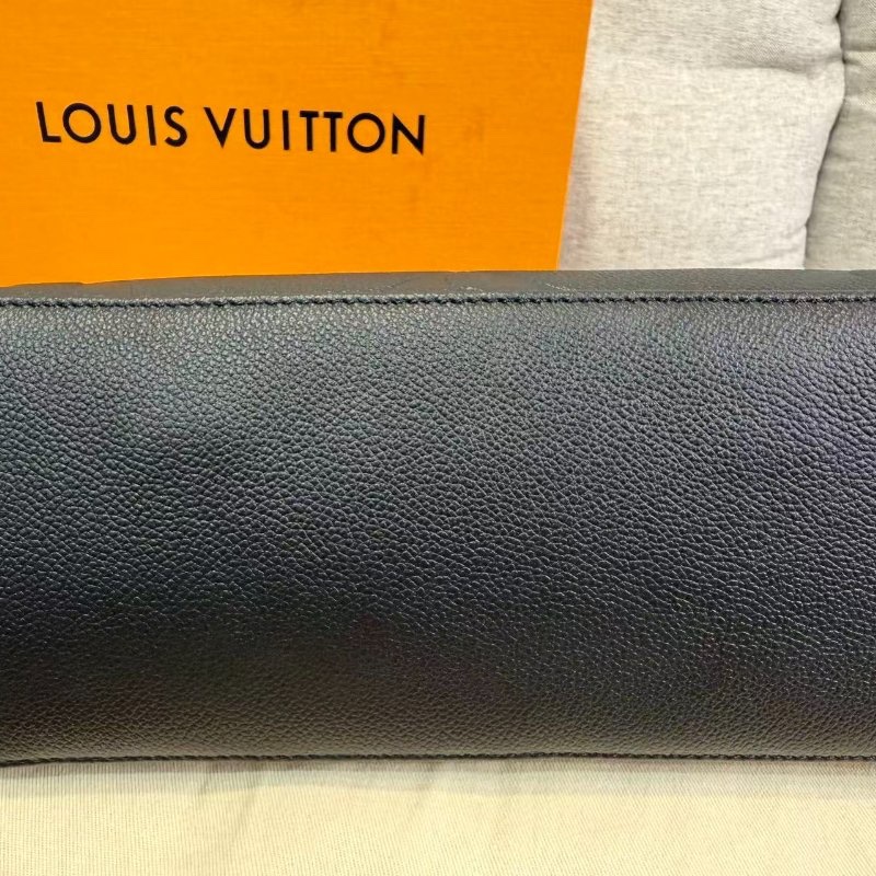 誠可議LV petit palais全皮黑色壓紋 芯片款 29*19*13 99新配件塵袋盒子鑰匙鎖購證-7