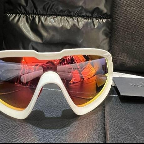 💎Han's house精品服飾💎MONCLER 墨鏡 太陽眼鏡  原價12100-9