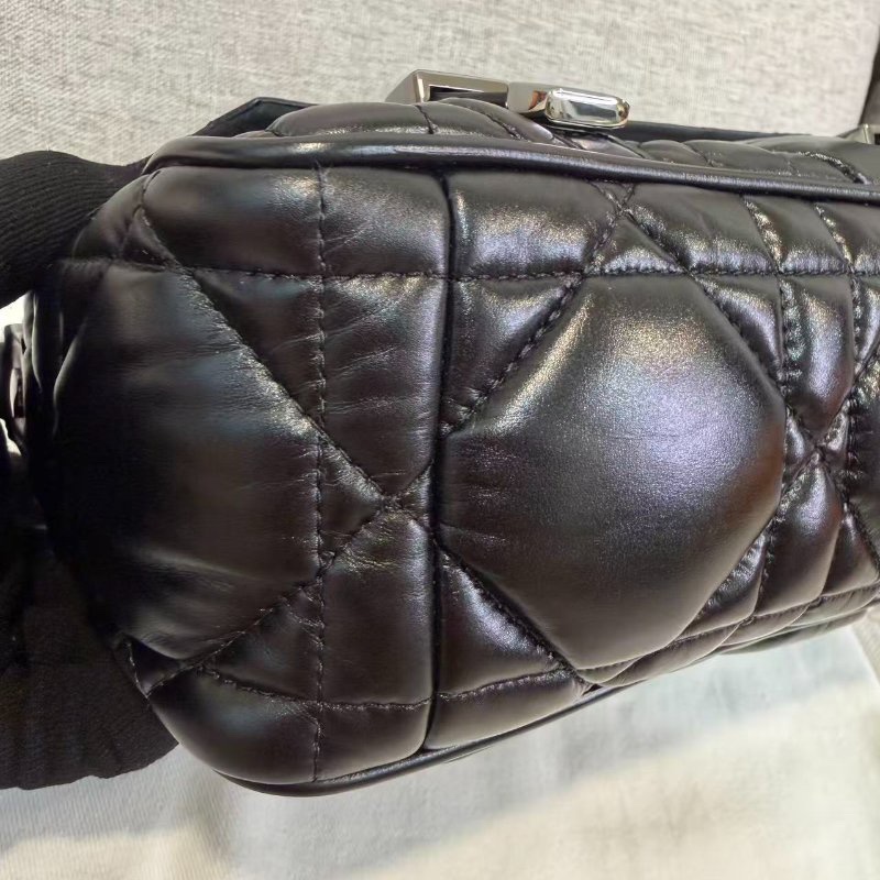 誠可議Dior 黑銀藤格紋 camp 小號郵差包 24*16*8 99新配件塵袋-7