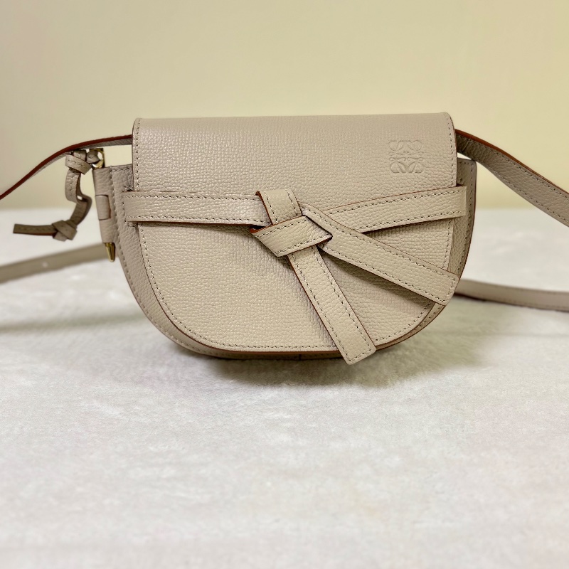 Loewe Gate 迷你馬鞍包 2021年-6