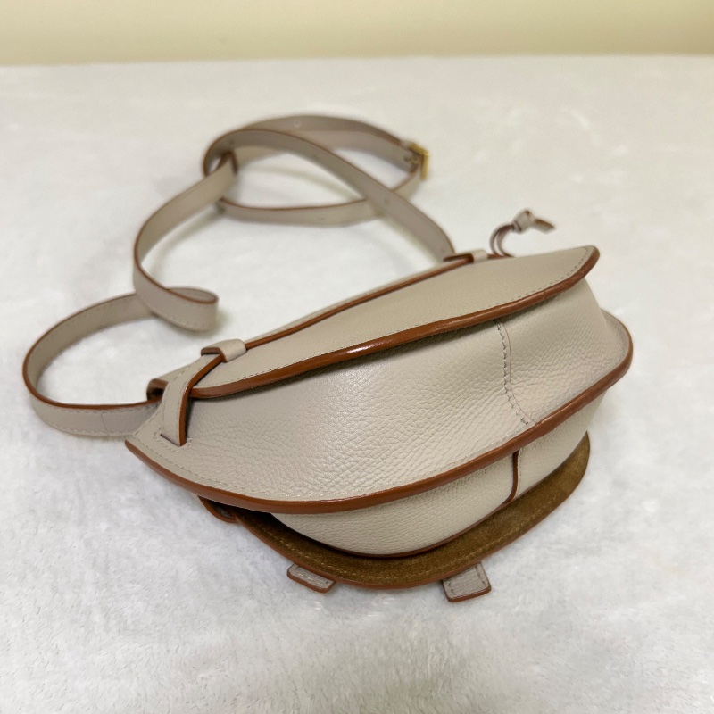 Loewe Gate 迷你馬鞍包 2021年-15