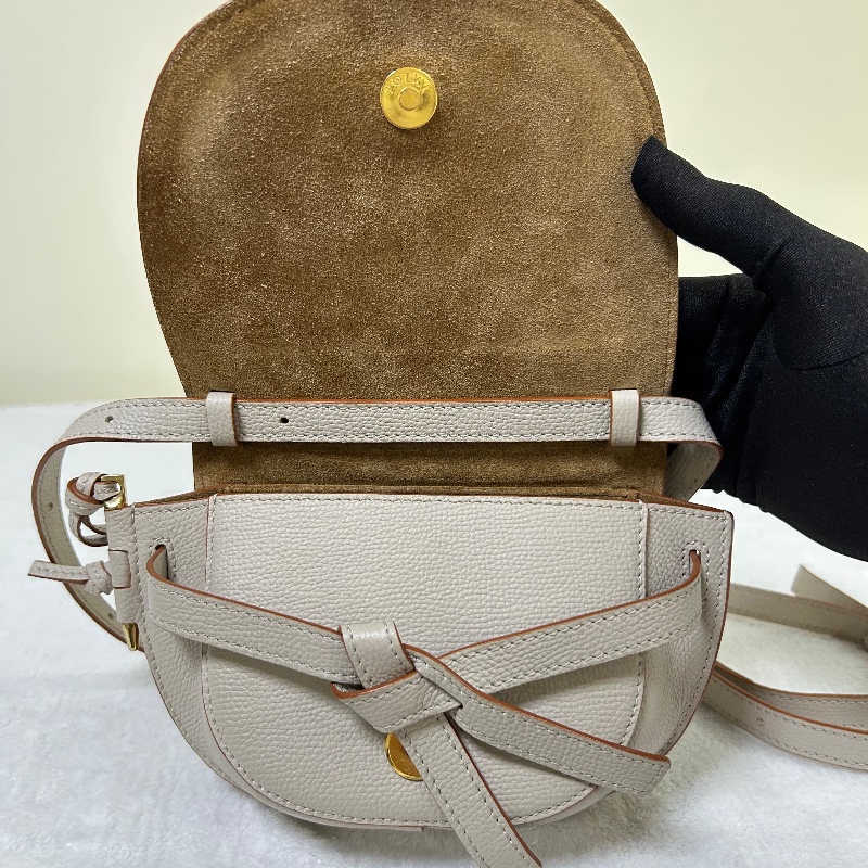 Loewe Gate 迷你馬鞍包 2021年-17