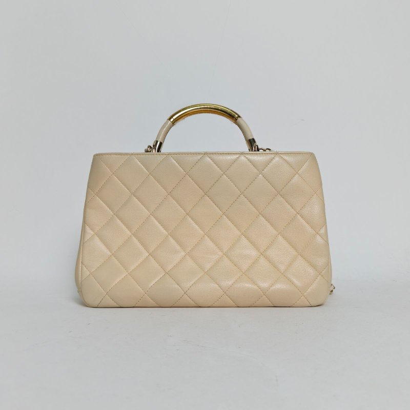 CHANEL 米色羊皮23開金扣金屬手柄菱格紋托特包單肩包肩背包-2