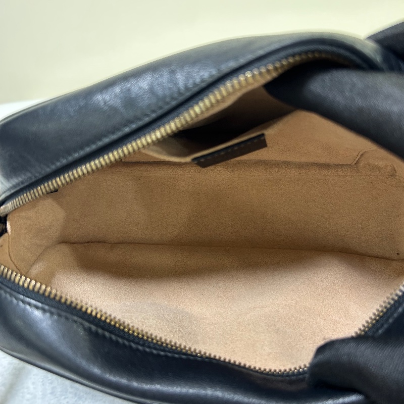 Gucci Marmont 雙 G 相機包斜背包-18