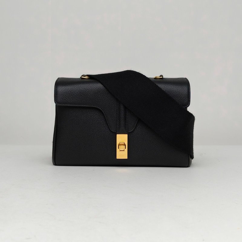 CELINE TeenSoft16寬肩帶黑色牛皮金扣肩背包-0