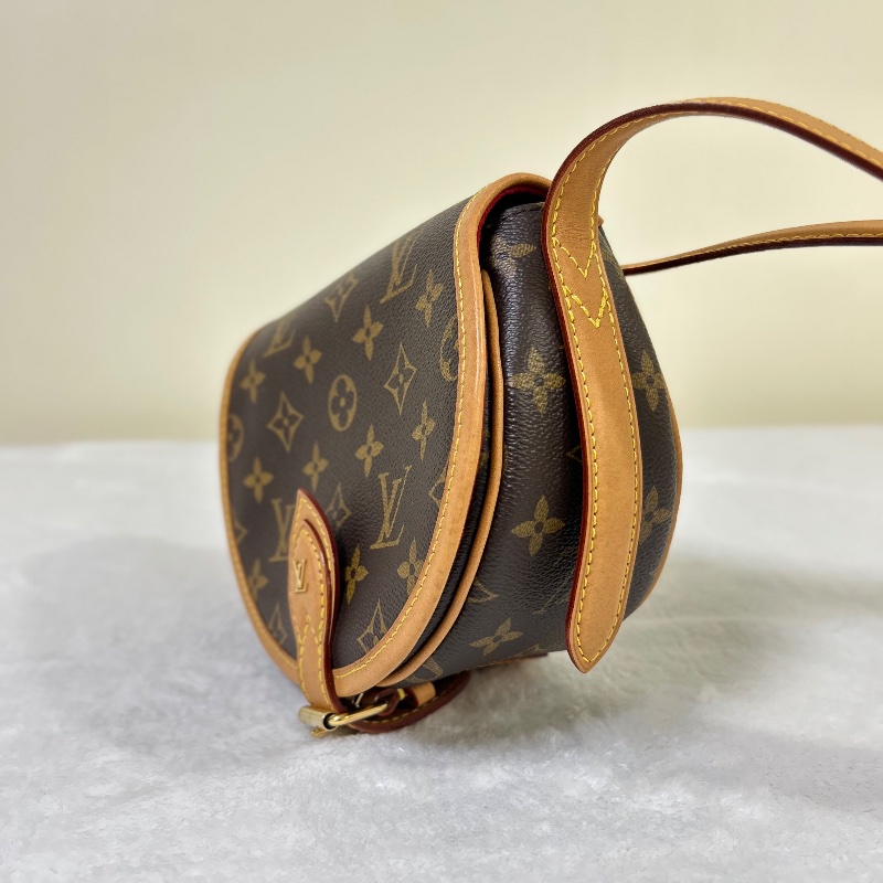 LV Tambourine 老花馬鞍包肩背包-7