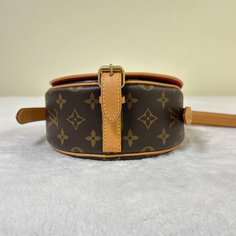 LV Tambourine 老花馬鞍包肩背包-13