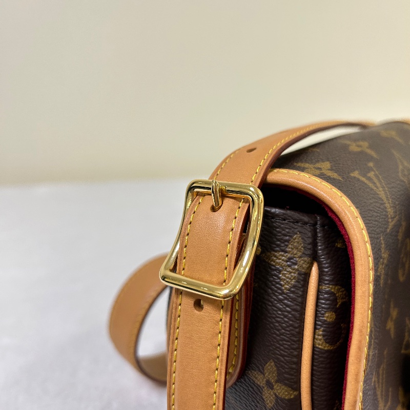 LV Tambourine 老花馬鞍包肩背包-25