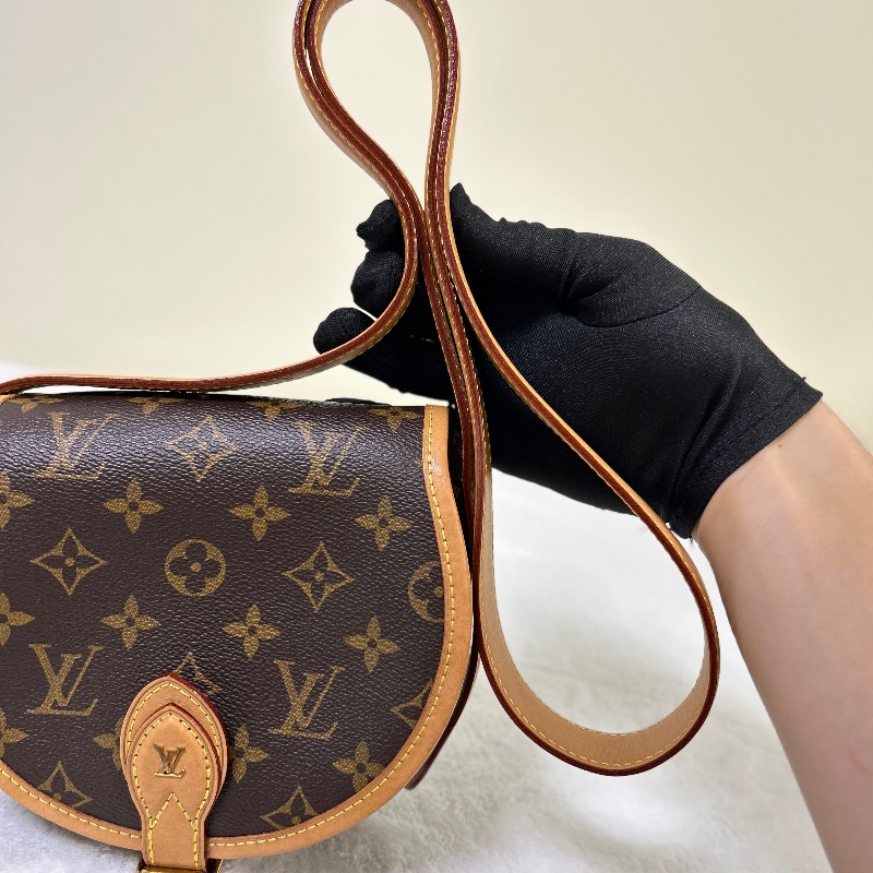 LV Tambourine 老花馬鞍包肩背包-28