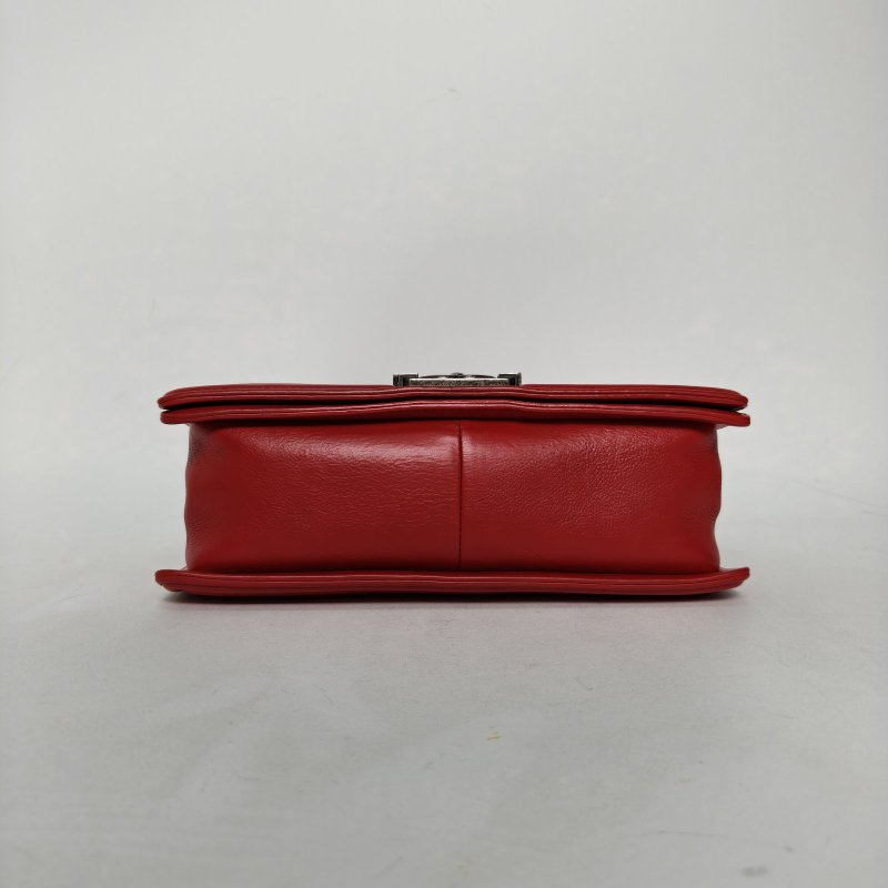 CHANEL Leboy中號25紅色牛皮17開銀扣肩背包-4