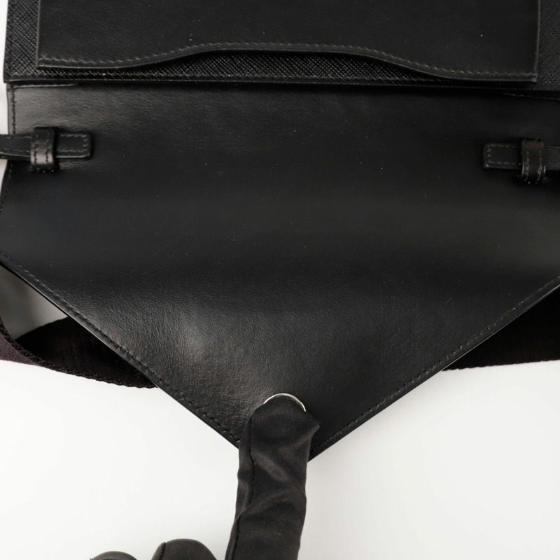 PRADA 金屬Logo迷你手拿包斜背包 1BP020-9