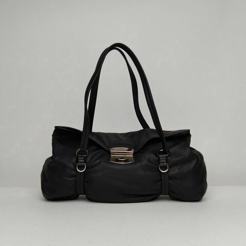 PRADA 黑色羊皮銀扣單肩包肩背包