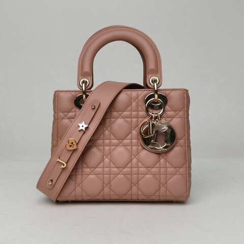 DIOR Lady戴妃包四格徽章肩帶粉色羊皮金扣2021肩背包