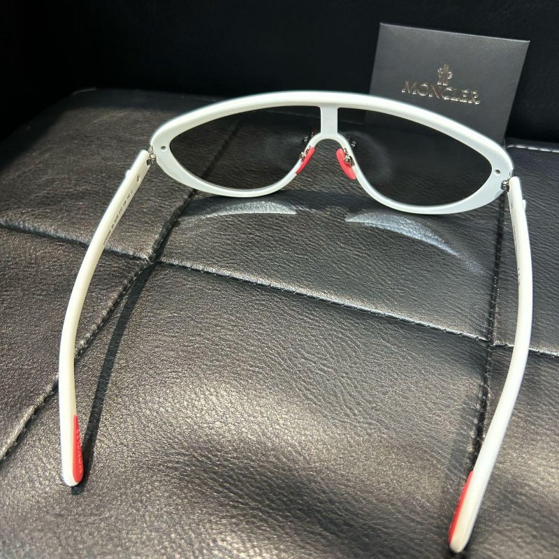 💎Han's house精品服飾💎MONCLER 墨鏡 太陽眼鏡 義大利製 現貨 原價12000-2