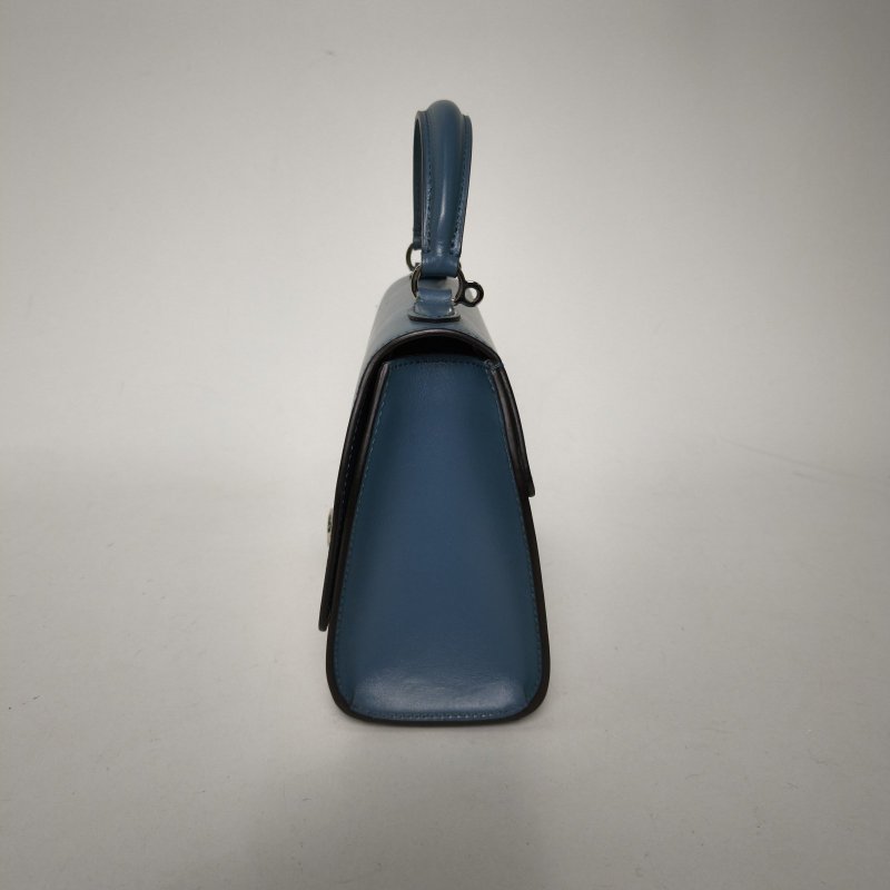 MOYNAT RejaneMini20藍色牛皮肩背包-3