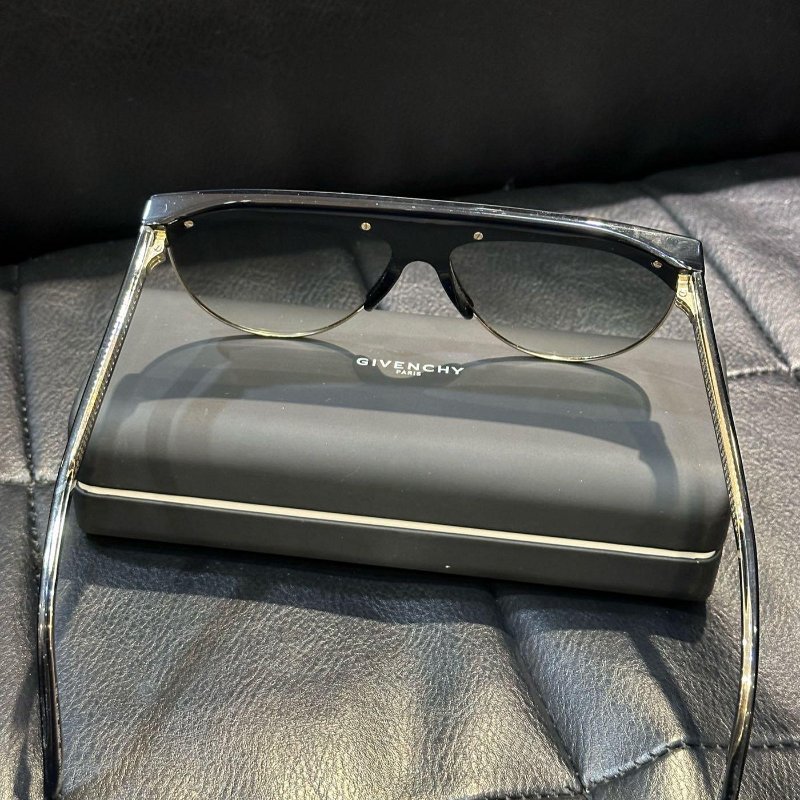 💎Han's house精品服飾💎givenchy紀梵希 粗框個性 墨鏡 太陽眼鏡-5